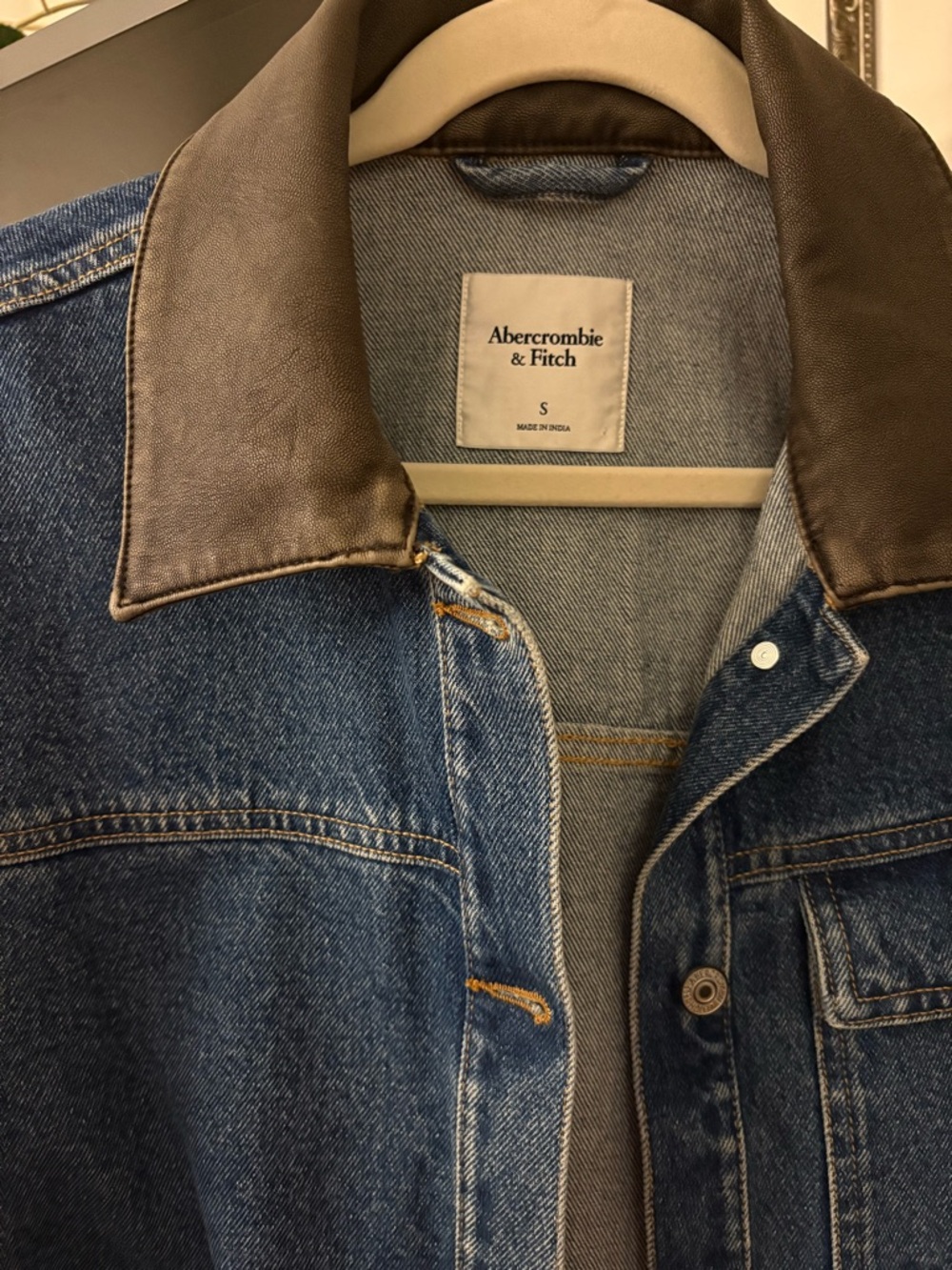 Abercrombie & Fitch Blue Denim Jacket with Brown Collar - Picture 2 of 5
